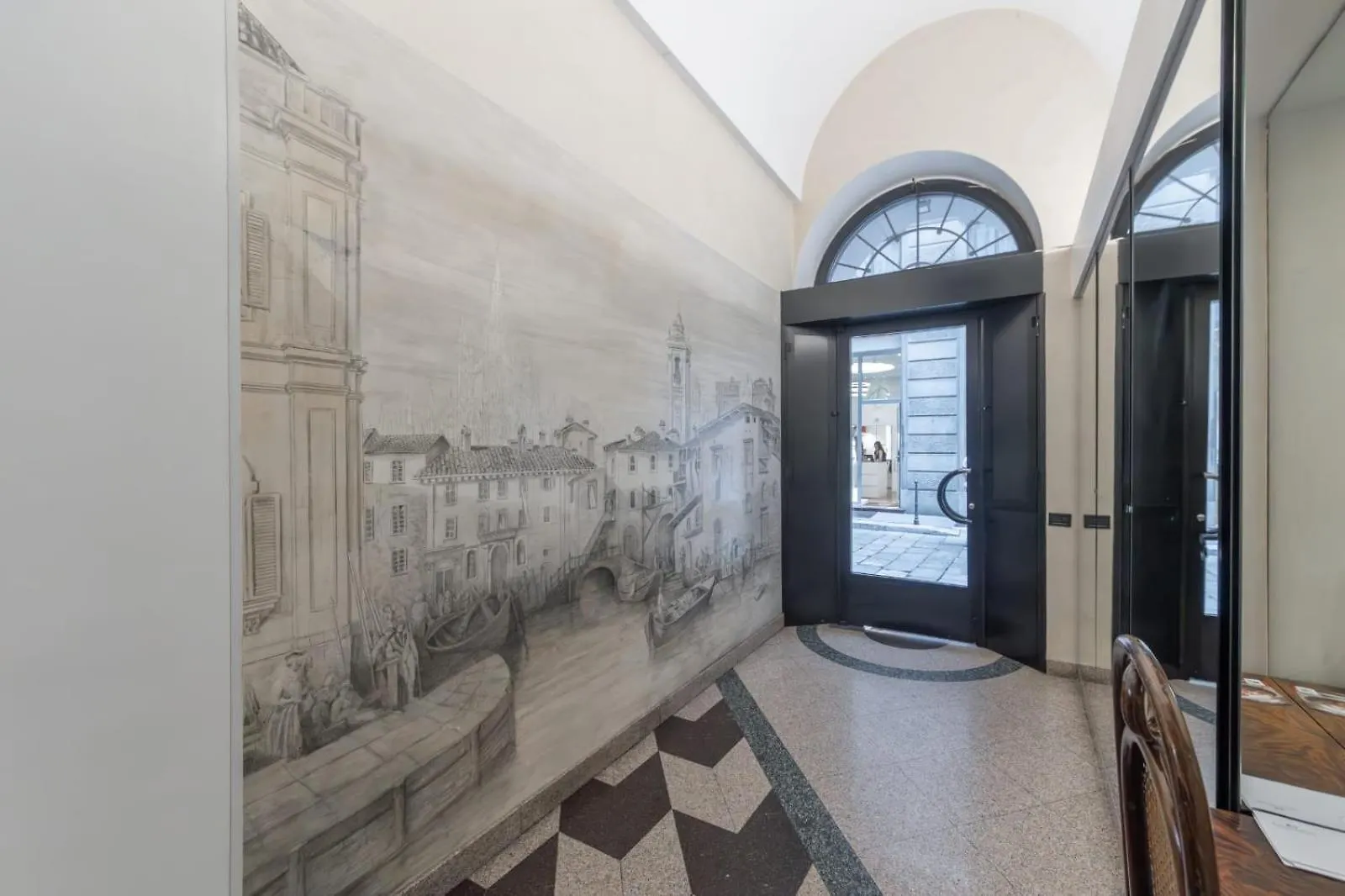 Lupetta 3 Apartment Milan